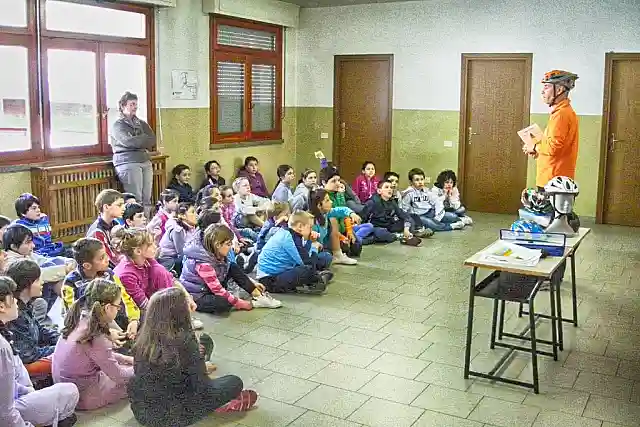 Ciclopatente nelle scuole: Pasturo - 2011